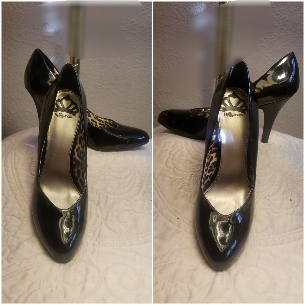 Fergalicious Black Pumps/Heels/Size 9M